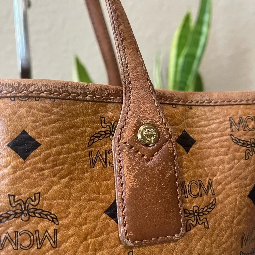 MCM COGNAC VISETOS SHOPPING TOTE - Picture 4 of 16